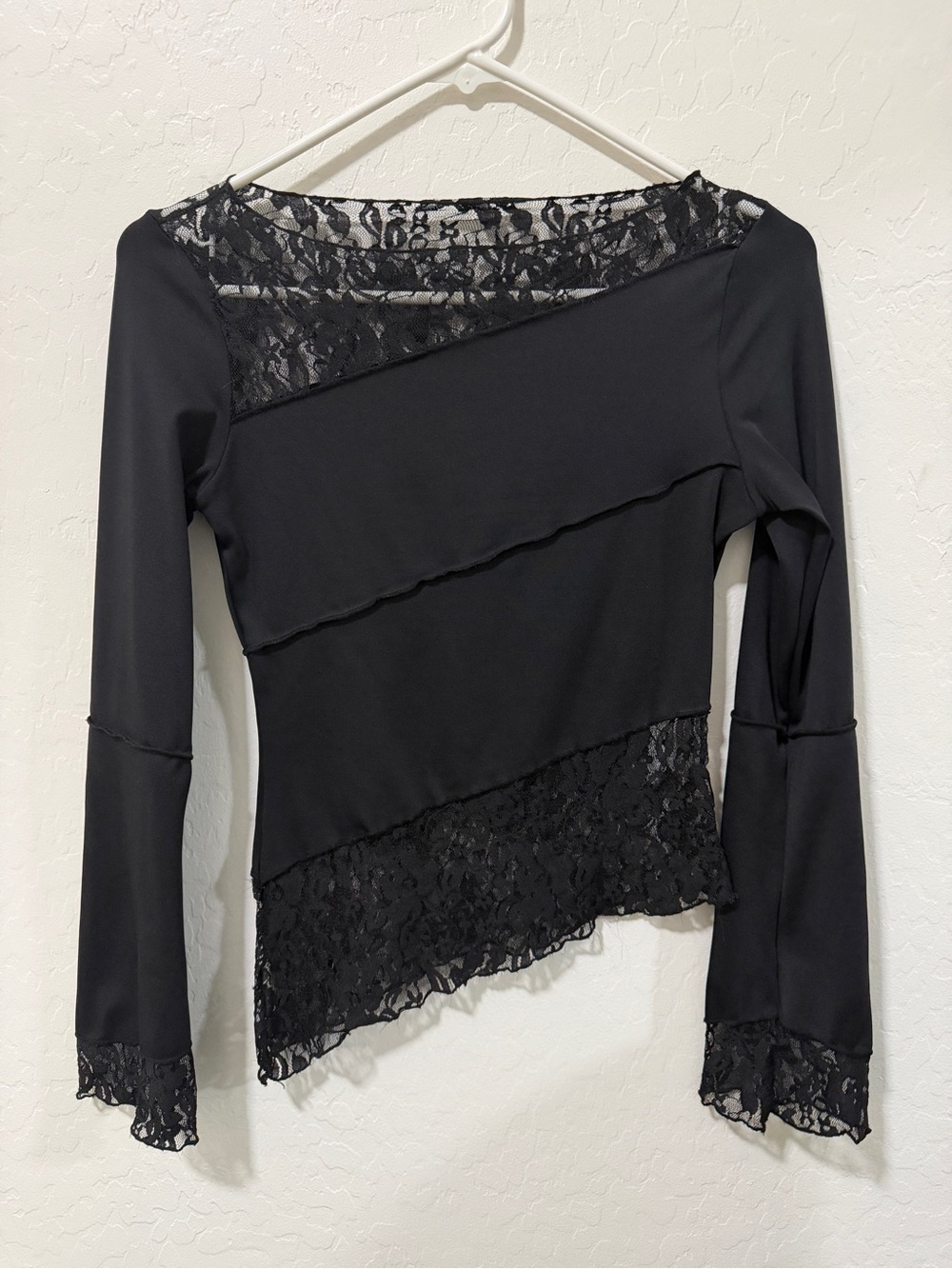 Black Lace-Trim Long Sleeve Women's Top